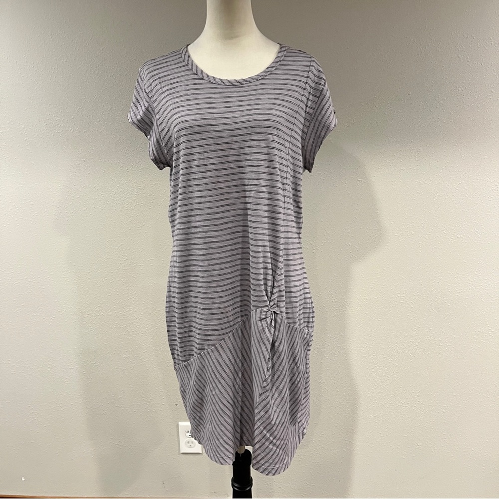 Mododoc Striped Gray short sleeve‎ mini stretchy dress size large